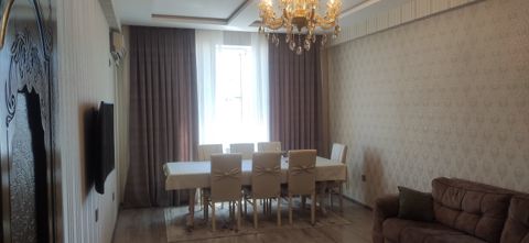 Satılır 4 otaqlı yeni tikili 124 m² — Bakı