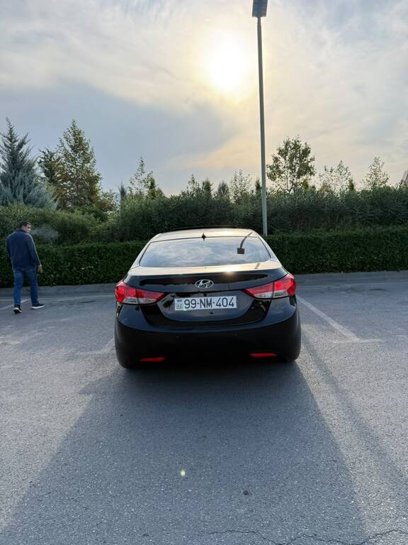 Hyundai Elantra, 1.8 L, 2011 il, 195 000 km 99-NM-404 — Avtomobillər, Şəki (4)