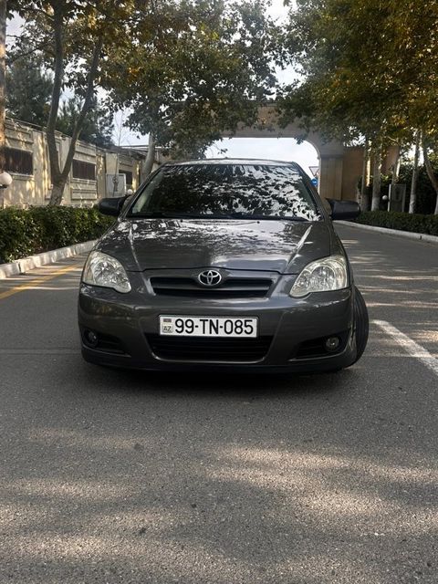 Toyota Corolla, 1.4 L, 2005 il, 250 000 km — Bakı