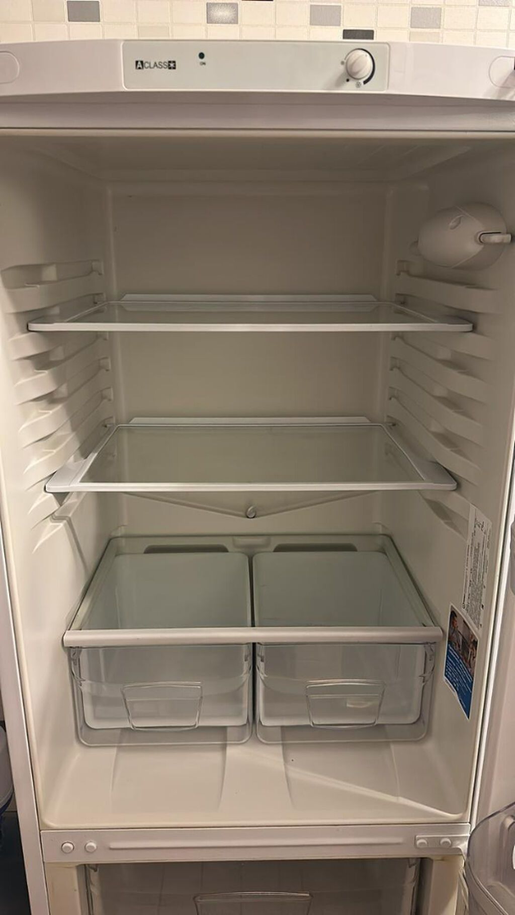 İşlənmiş 2 qapılı Indesit Soyuducu Satılır, rəng - Ağ — Soyuducular, Bakı (6)