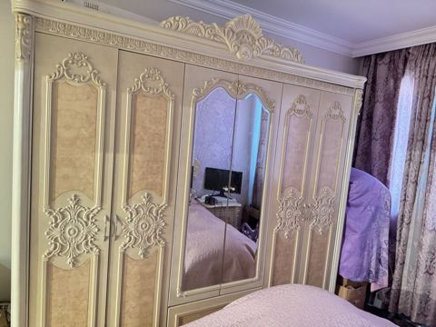 Klassik üslubda yatacaq otağı dəsti - Rəng: krem/ivori tonlarında — Bakı