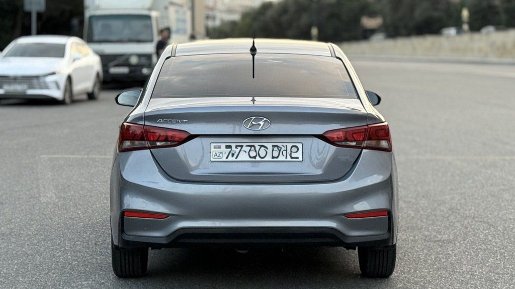 Hyundai Accent, 1.4 L, 2018 il, 300 000 km — Avtomobillər, Bakı (11)