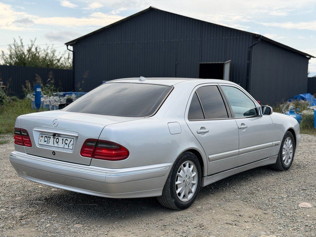 Mercedes E 240, 2.4 L, 2000 il, 446 000 km — Avtomobillər, Quba (4)