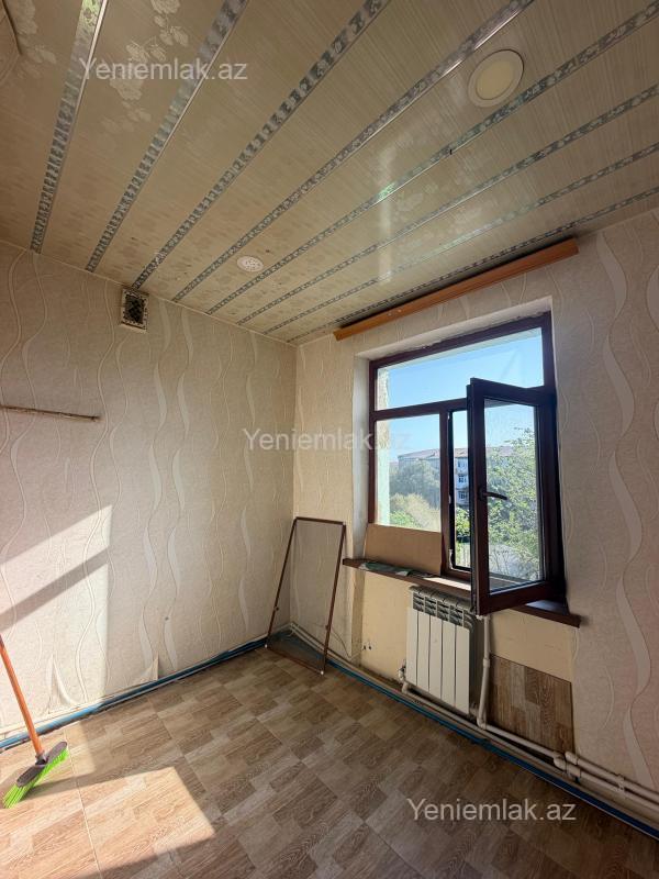 Satılır 2 otaqlı Bina evi menzil (Köhnə tikili), 44 m², 8-ci mikrorayon — Mənzil, Sumqayıt (8)