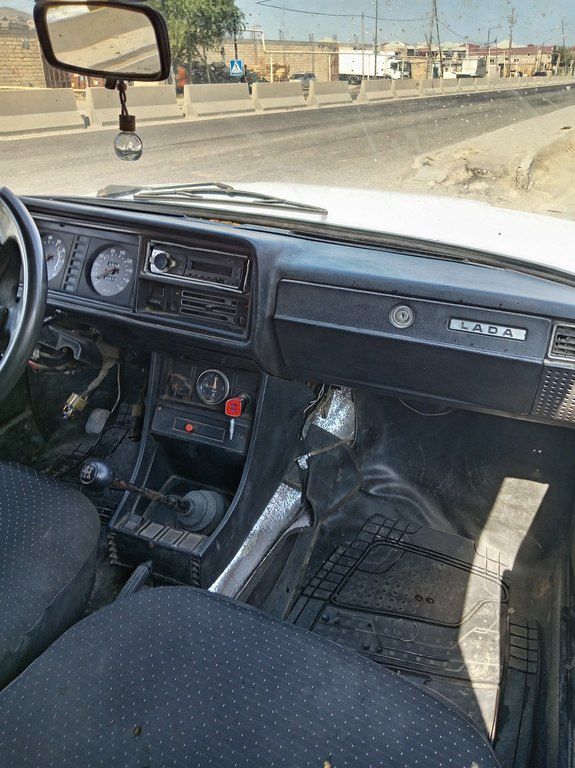 Lada (VAZ) 2104, 1.6 L, 1985 il, 270 000 km 20-DE-184 — Avtomobillər, Bakı (5)