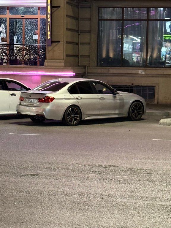BMW 328, 2.0 L, 2015 il, 205 000 km 99-CA-585 — Avtomobillər, Bakı (8)