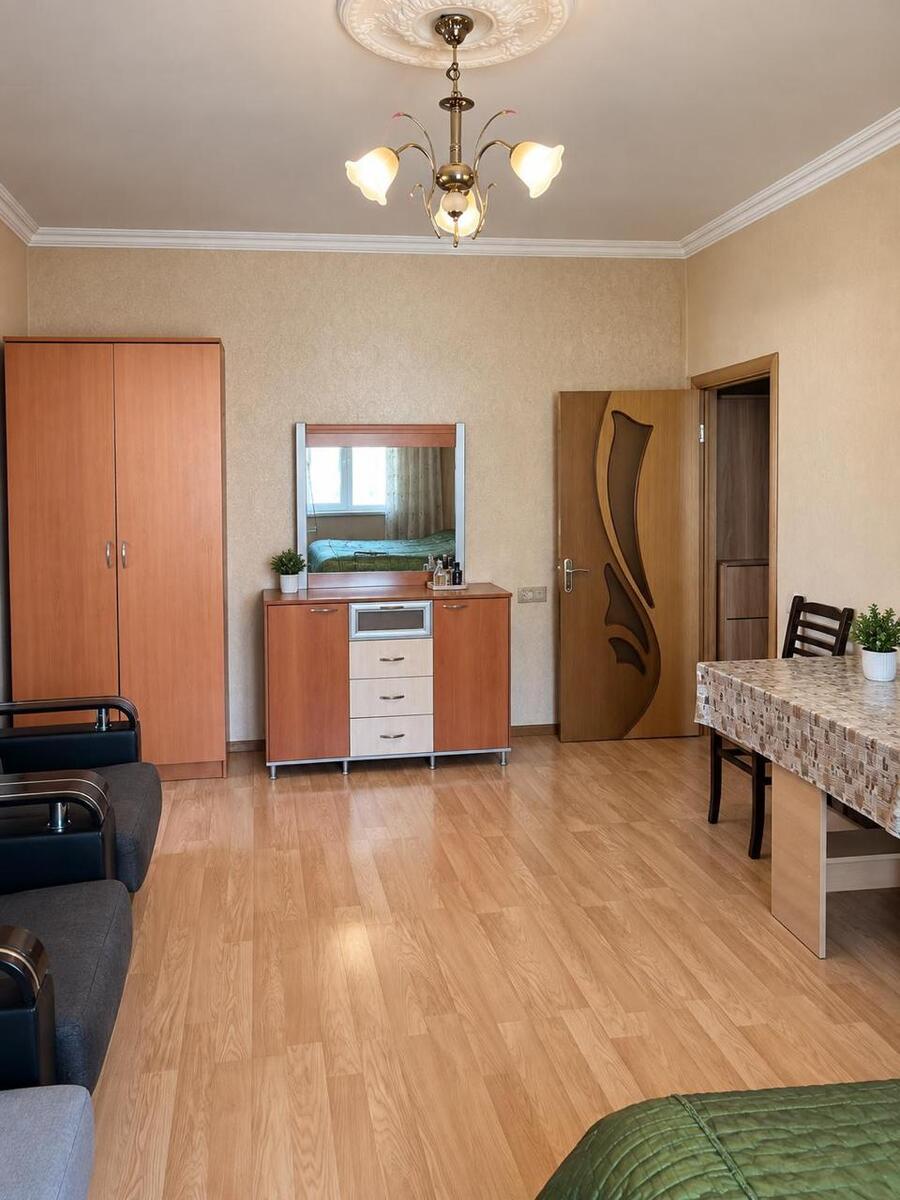 Satılır 1 otaqlı köhnə tikili 40 m² — Mənzil, Bakı (3)