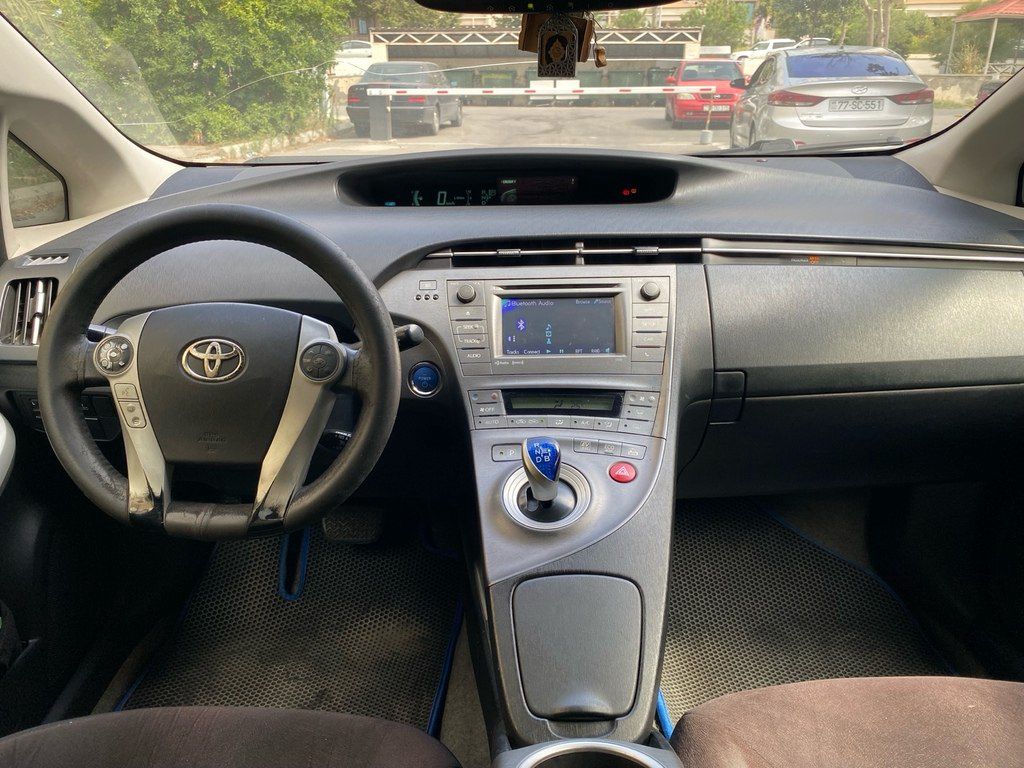 Toyota Prius, 1.8 L, 1.3 kWh, 2012 il, 430 000 km — Avtomobillər, Bakı (3)
