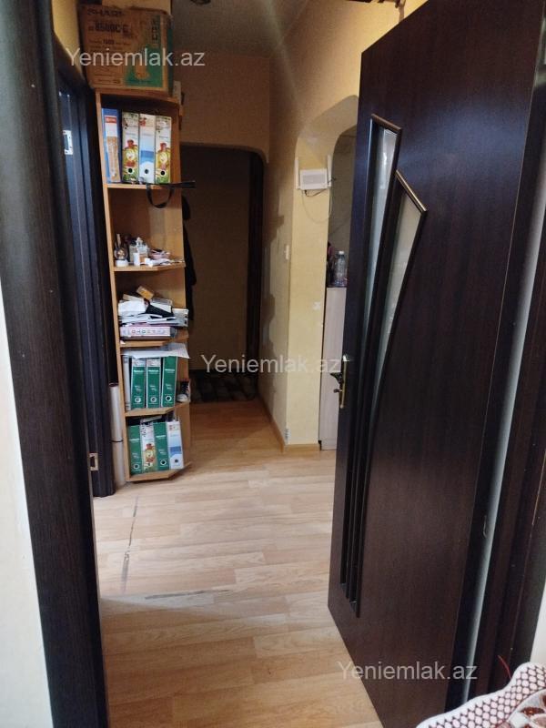 Satılır 3 otaqlı Bina evi menzil (Köhnə tikili), 69 m², 10-cu mikrorayon — Mənzil, Sumqayıt (6)