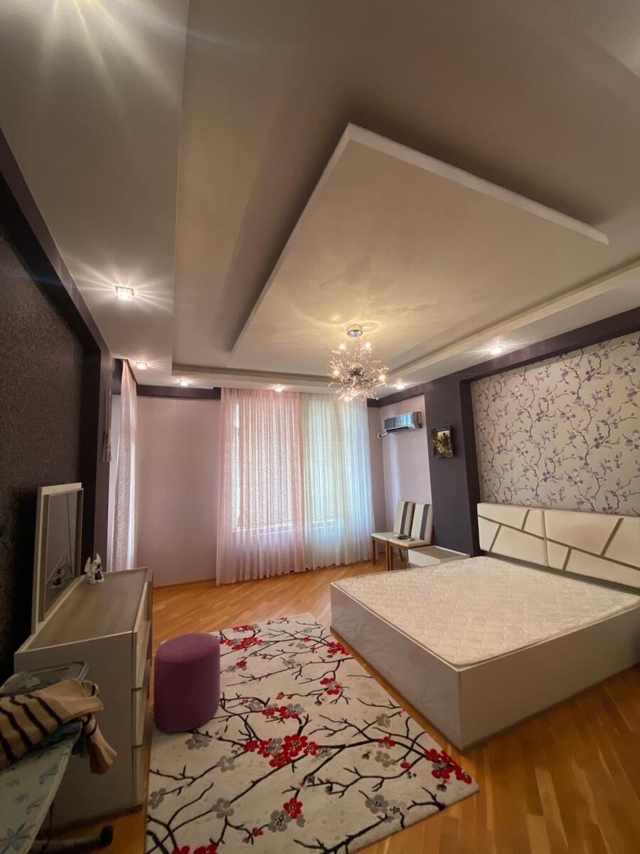 İcarəyə verilir 3 otaqlı yeni tikili 135 m² — Mənzil, Bakı (8)