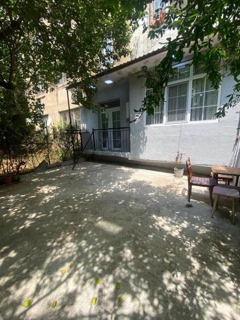 Satılır 3 otaqlı köhnə tikili 80 m² — Bakı