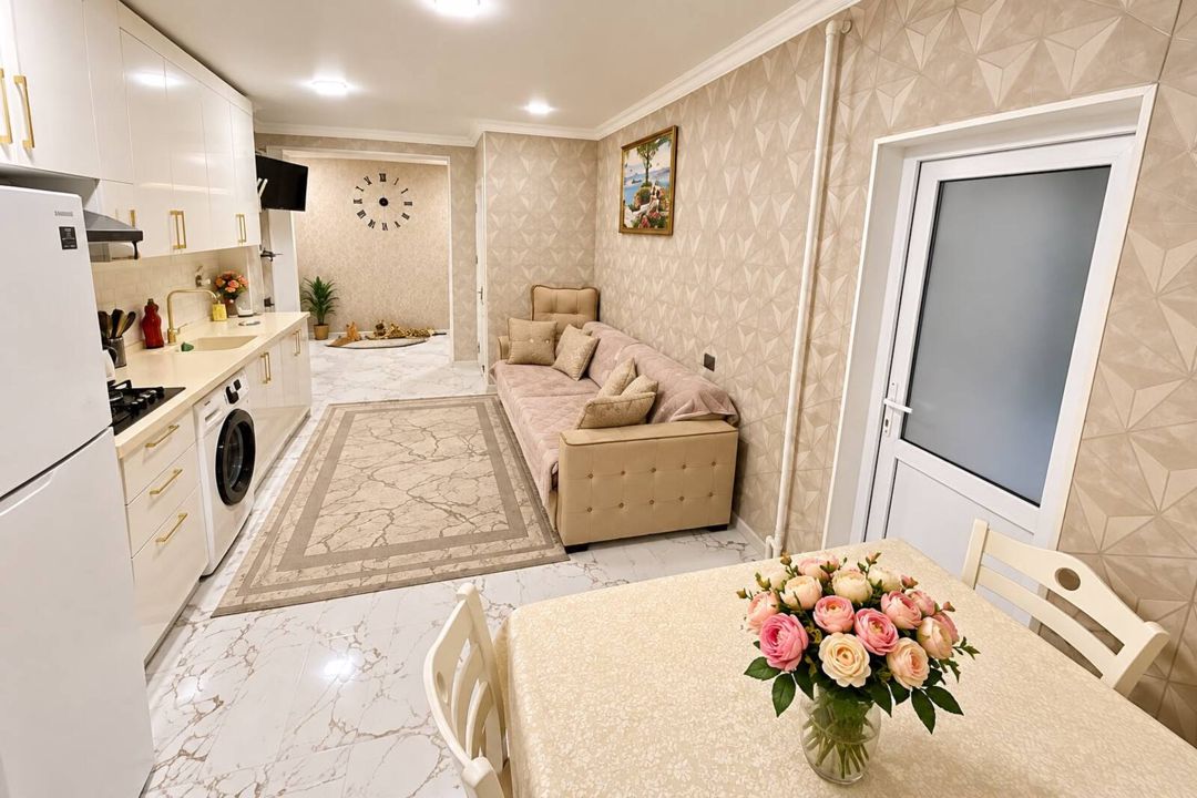 Satılır 5 otaqlı köhnə tikili 130 m² — Mənzil, Bakı (10)
