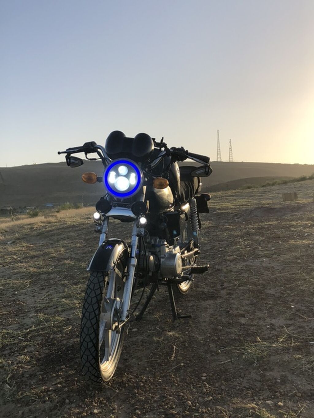 Moped tipli yüngül motosiklet - Rəng: qara - Mühərrik: hava ilə — Mopedlər və skuterlər, Bakı (6)