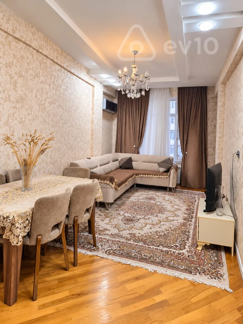 3 otaqlı mənzil, 104 m², Elşən Süleymanov — Bakı