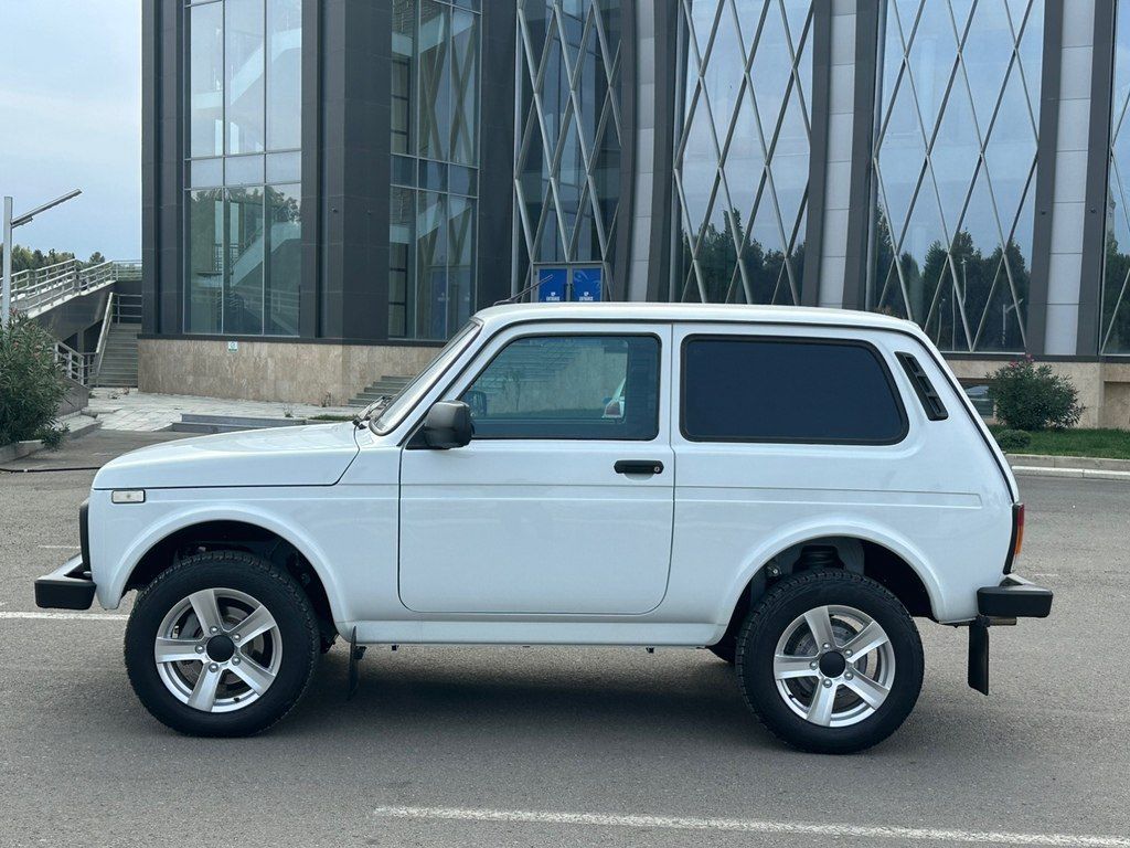 Lada (VAZ) Niva, 1.7 L, 2025 il, 22 000 km 20-OT-014 — Avtomobillər, Gəncə (11)