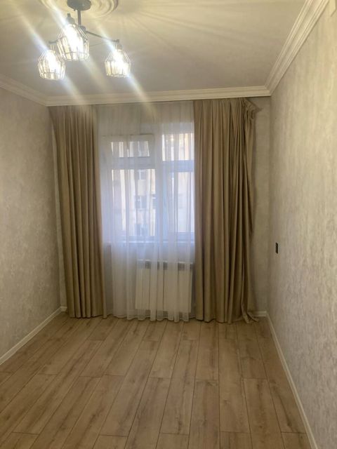 İcarəyə verilir 2 otaqlı köhnə tikili 40 m² — Bakı