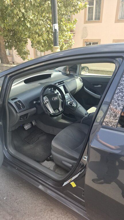 Toyota Prius, 1.8 L, 1.3 kWh, 2011 il, 275 000 km 71-BD-310 — Avtomobillər, Naxçıvan (2)