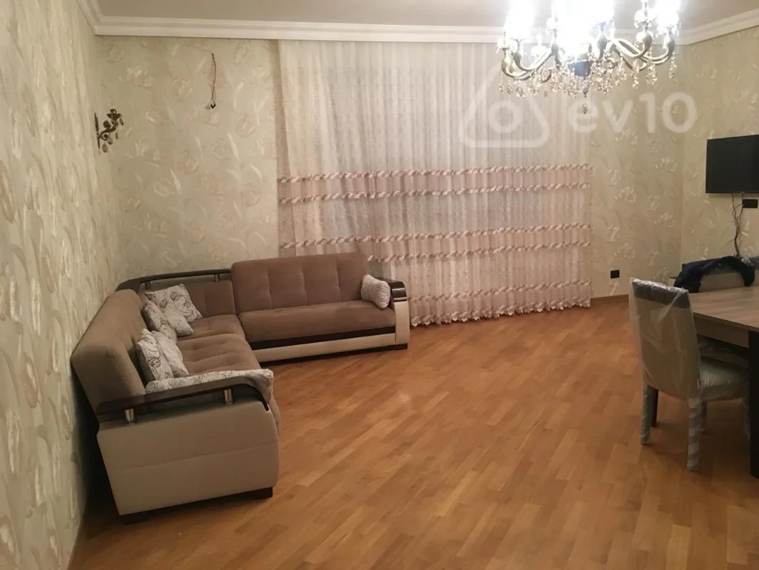 3 otaqlı mənzil, 110 m², Səhiyyə nazirliyi yaxınlığı — kirayə — Mənzil, Bakı