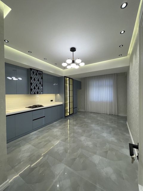 Satılır 4 otaqlı yeni tikili 170 m² — Bakı