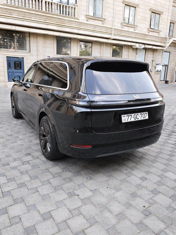 Li Auto L9, 1.5 L, 52.3 kWh, 2024 il, 13 600 km 77-GC-707 — Avtomobillər, Bakı (7)