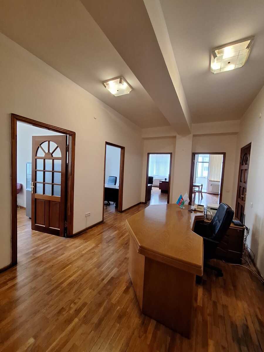 Satılır 4 otaqlı yeni tikili 170 m² — Mənzil, Bakı (10)