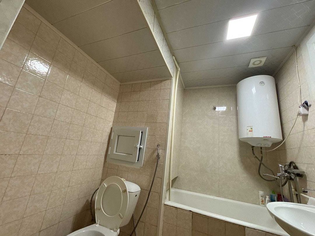 Satılır 2 otaqlı köhnə tikili 70 m² — Mənzil, Bakı (8)