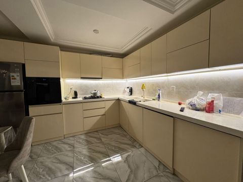 Mətbəx mebeli 600azn. ölcü 3.50×3m. üzərinde mermerden moyka — Mehdiabad