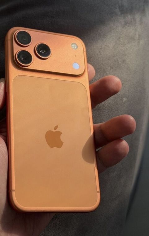 IPhone 17 Pro Max, 256 GB, Narıncı, Face ID — Bakı