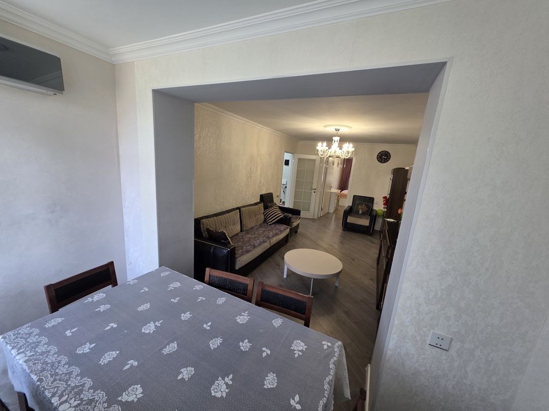 Satılır 3 otaqlı köhnə tikili 70 m² — Mənzil, Bakı (2)