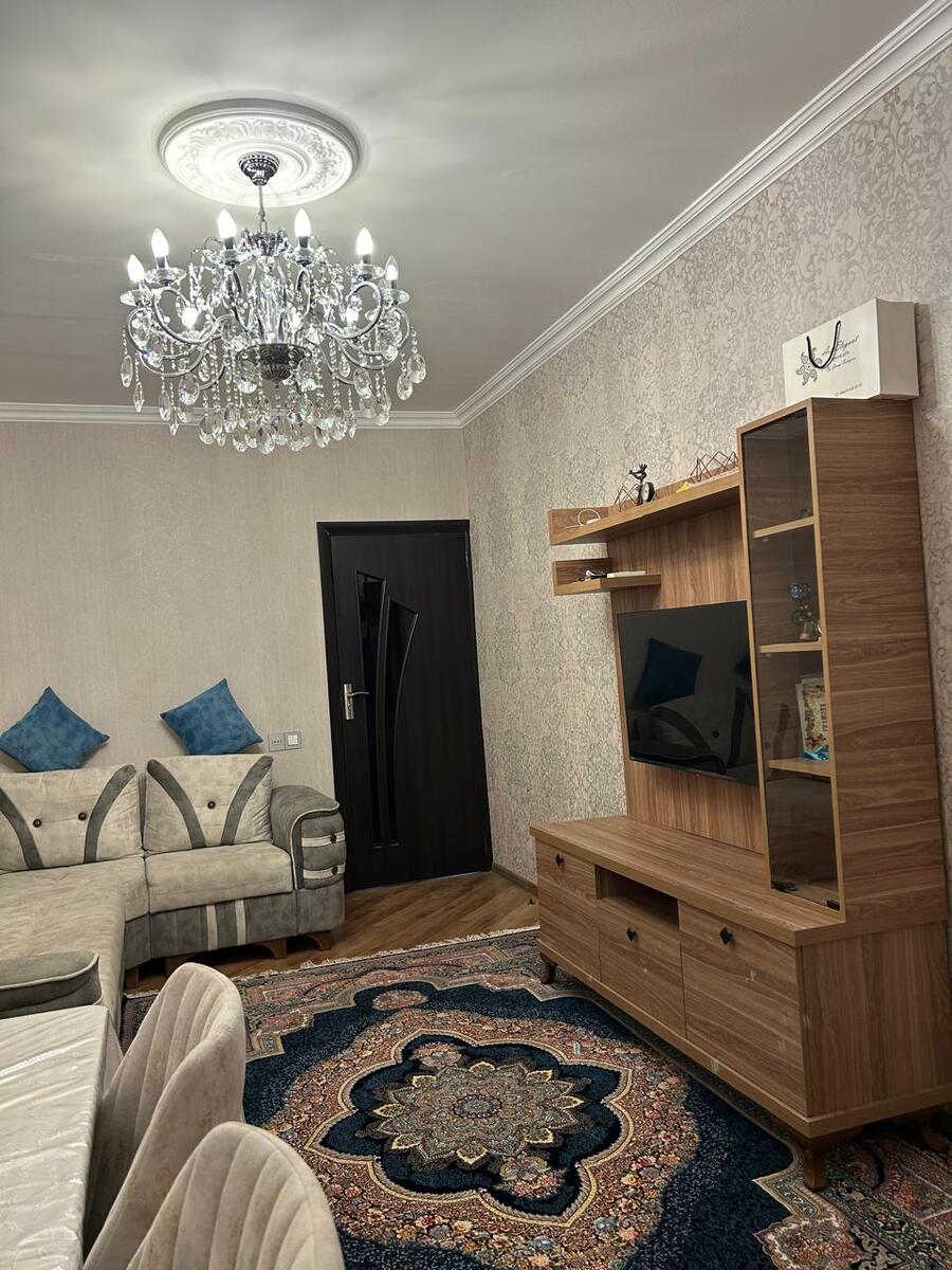 Satılır 2 otaqlı köhnə tikili 68 m² — Mənzil, Bakı (2)