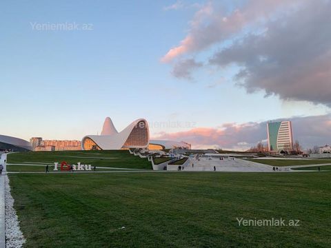 Satılır 2 otaqlı Bina evi menzil (Köhnə tikili), 65 m², Nərimanov rayonu — Bakı