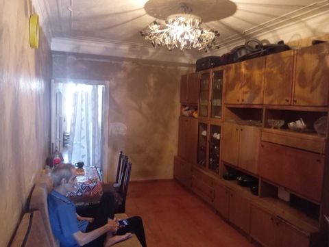Satılır 2 otaqlı köhnə tikili 40 m² — Bakı