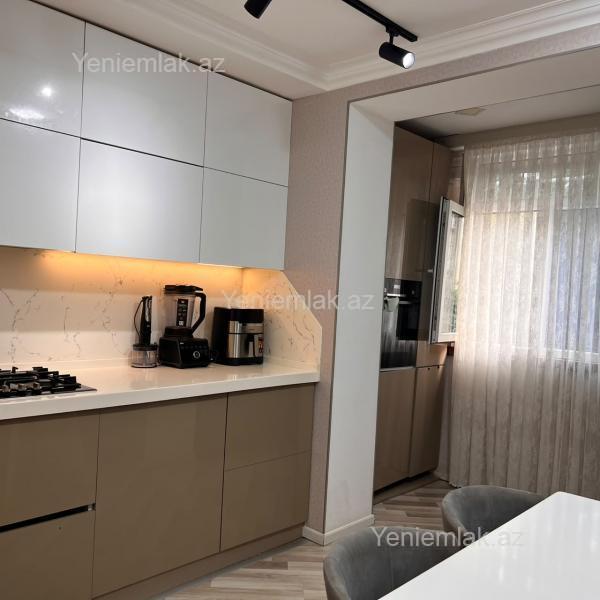 Satılır 3 otaqlı Bina evi menzil (Köhnə tikili), 85 m², Nizami rayonu — Mənzil, Bakı (7)