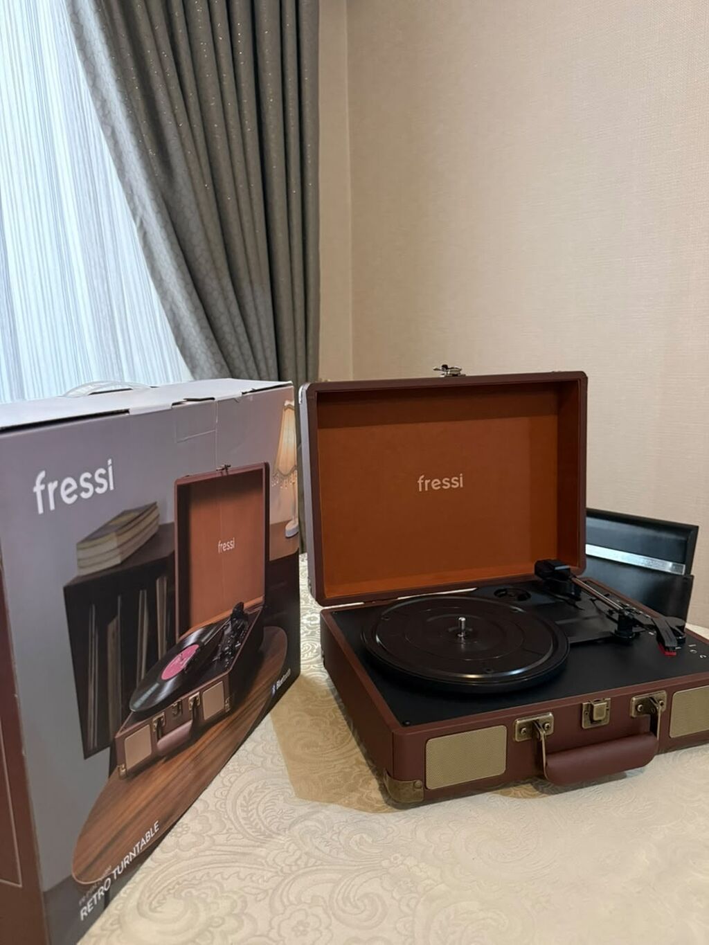 Məhsul: Fressi Retro Turntable – portativ pikap Xüsusiyyətlər — Vinil proqreslər və aksesuarlar, Bakı (4)