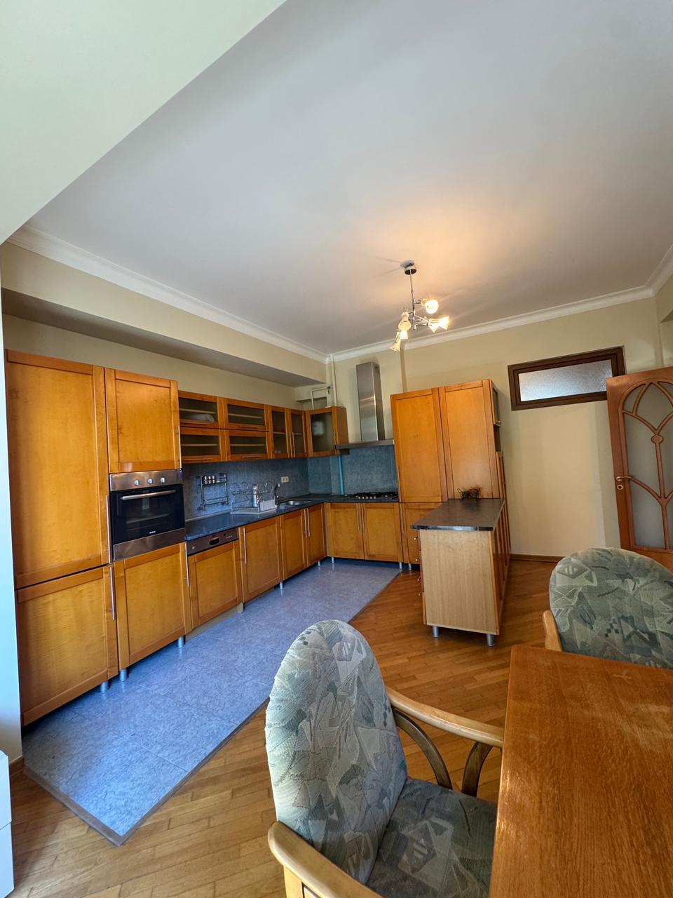 4 otaqlı mənzil, 152 m², Neftçilər prospekti — Mənzil, Bakı (3)
