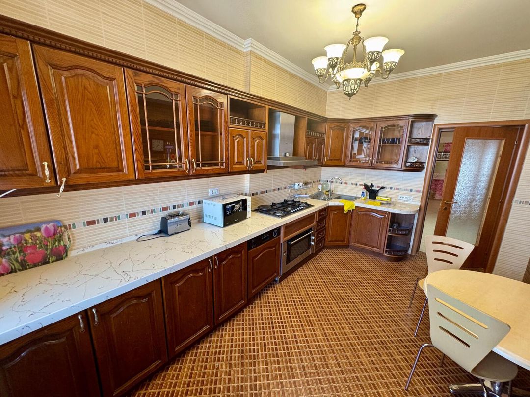 İcarəyə verilir 4 otaqlı yeni tikili 190 m² — Mənzil, Bakı (10)