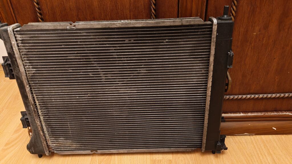 Avtomobil üçün soyutma radiatoru - Material: alüminium nüvə, plastik — Soyutma sistemi, Bakı (2)