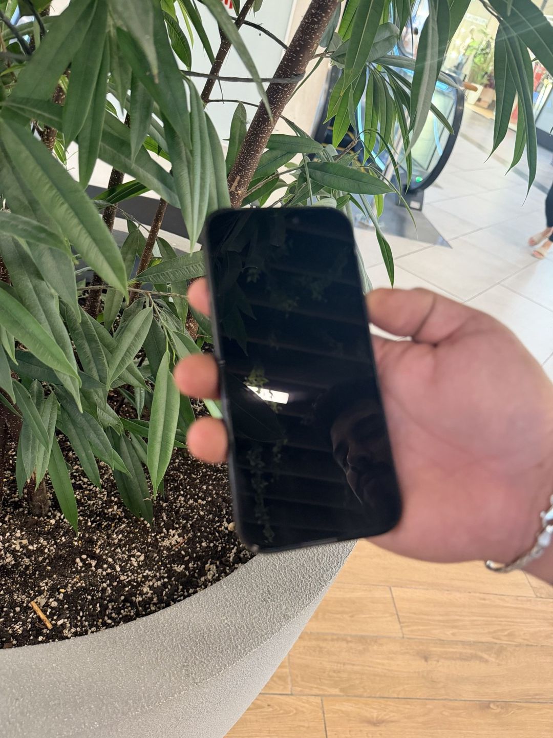 Apple iPhone 16 Pro Black Titanium 256GB/8GB — Smartfonlar, Bakı (5)