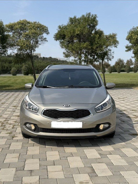 Kia Ceed SW, 1.6 L, 2012 il, 225 000 km — Avtomobillər, Bakı