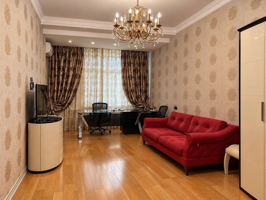 Satılır 4 otaqlı yeni tikili 240 m² — Mənzil, Bakı (5)