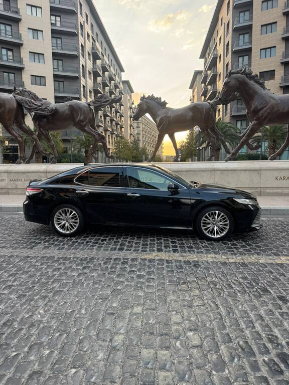 Toyota Camry, 2.5 L, 2019 il, 147 500 km 99-UQ-909 — Avtomobillər, Bakı (5)