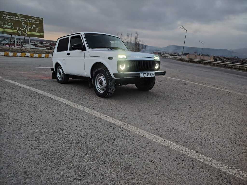 Lada (VAZ) Niva, 1.7 L, 2015 il, 137 000 km 77-RN-827 — Avtomobillər, Bakı (6)