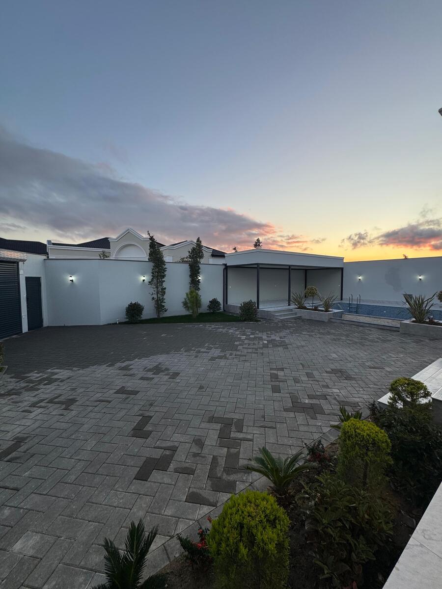 Satılır 4 otaqlı həyət evi/bağ evi 240 m² — Ev, villa, Bakı (3)