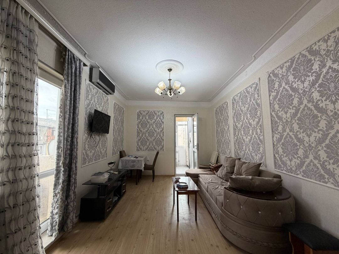 Satılır 2 otaqlı köhnə tikili 50 m² — Mənzil, Bakı (2)
