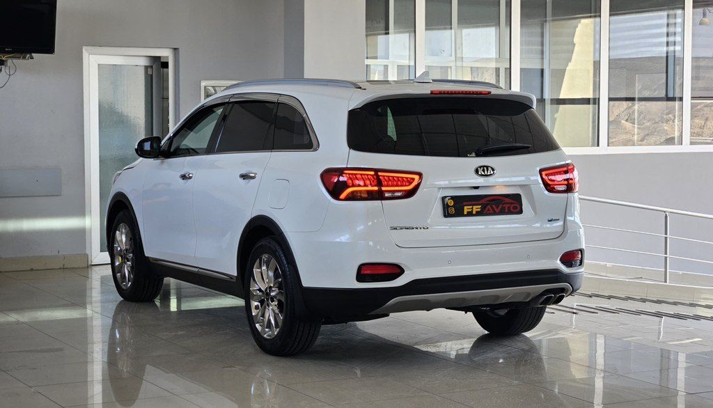 Kia Sorento, 2.0 L, 2019 il, 120 000 km 77-UQ-957 — Avtomobillər, Bakı (7)