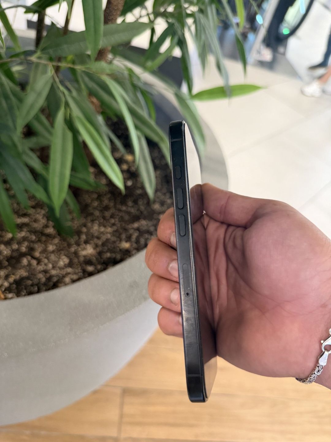 Apple iPhone 16 Pro Black Titanium 256GB/8GB — Smartfonlar, Bakı (7)