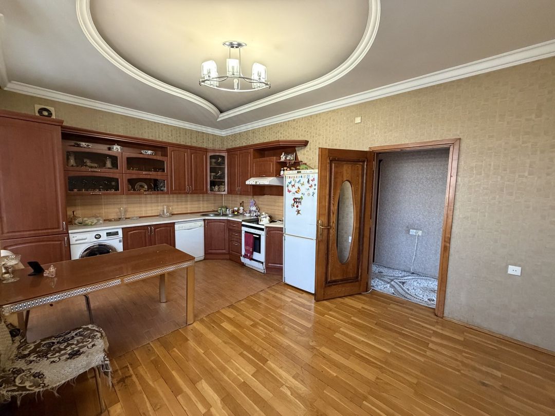 Satılır 3 otaqlı yeni tikili 136 m² — Mənzil, Bakı (6)