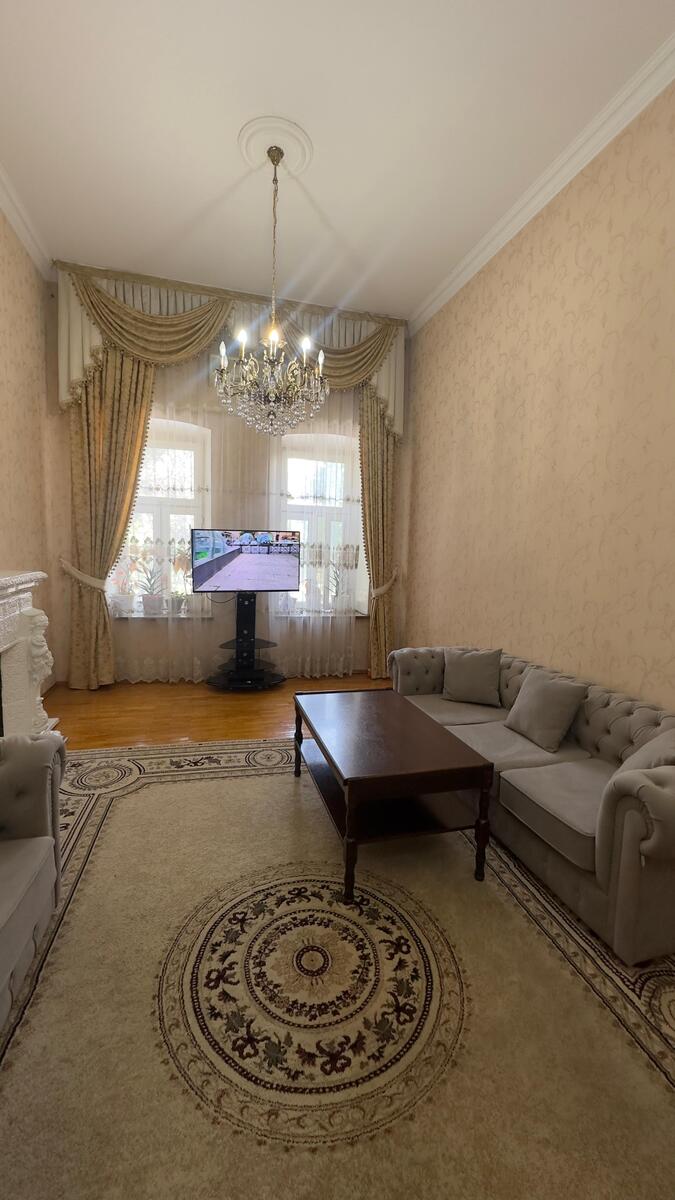 Satılır 4 otaqlı köhnə tikili 140 m² — Mənzil, Bakı (7)