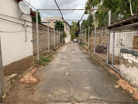 Satılır 5 otaqlı həyət evi/bağ evi 240 m² — Bakı