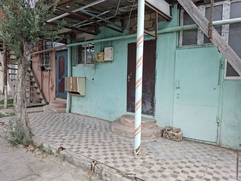 Kirayə mənzil – 1 otaqlı (studiyaya yaxın plan) Təsvir: - Ayrı — Bakı